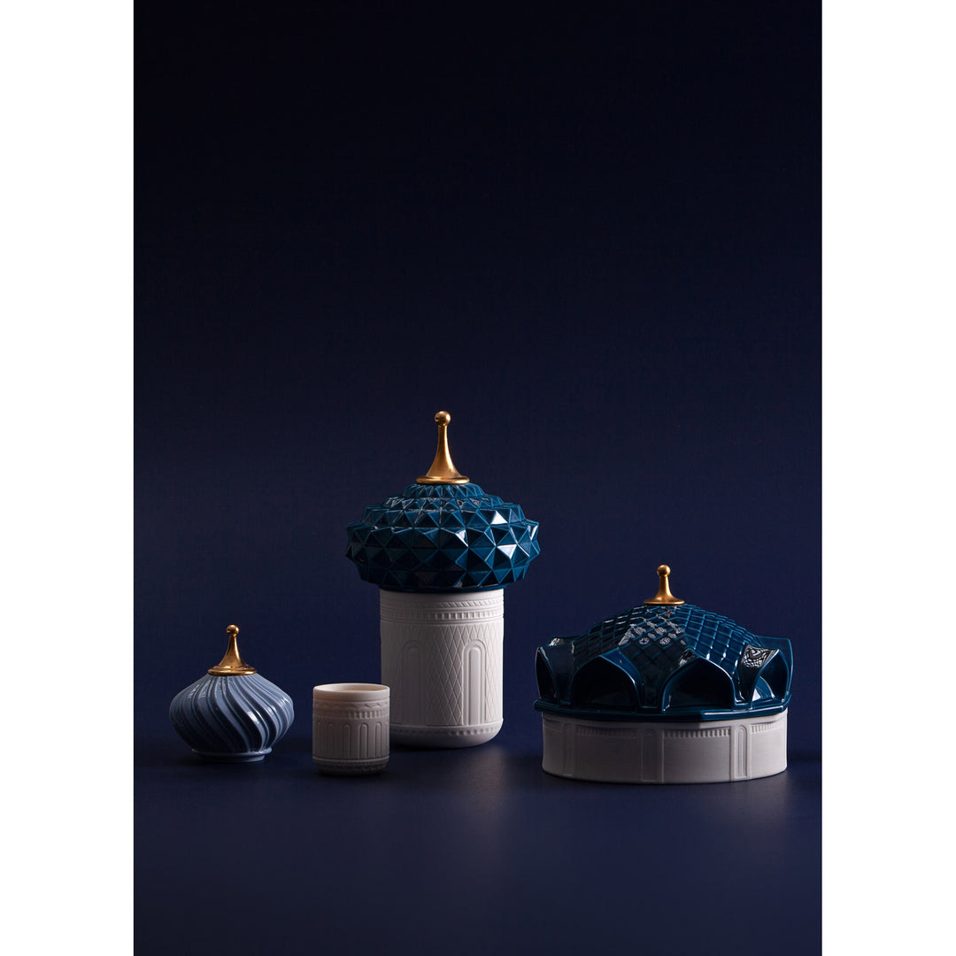 Image 3 Lladro Scheherazade's Quarters Candle 1001 Lights. Unbreakable Spirit Scent - 01040160