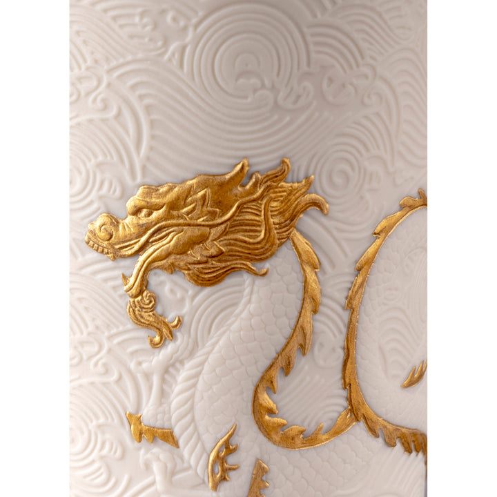 Image 3 Lladro Golden Dragons Candle. Gardens of Valencia Scent - 01040201