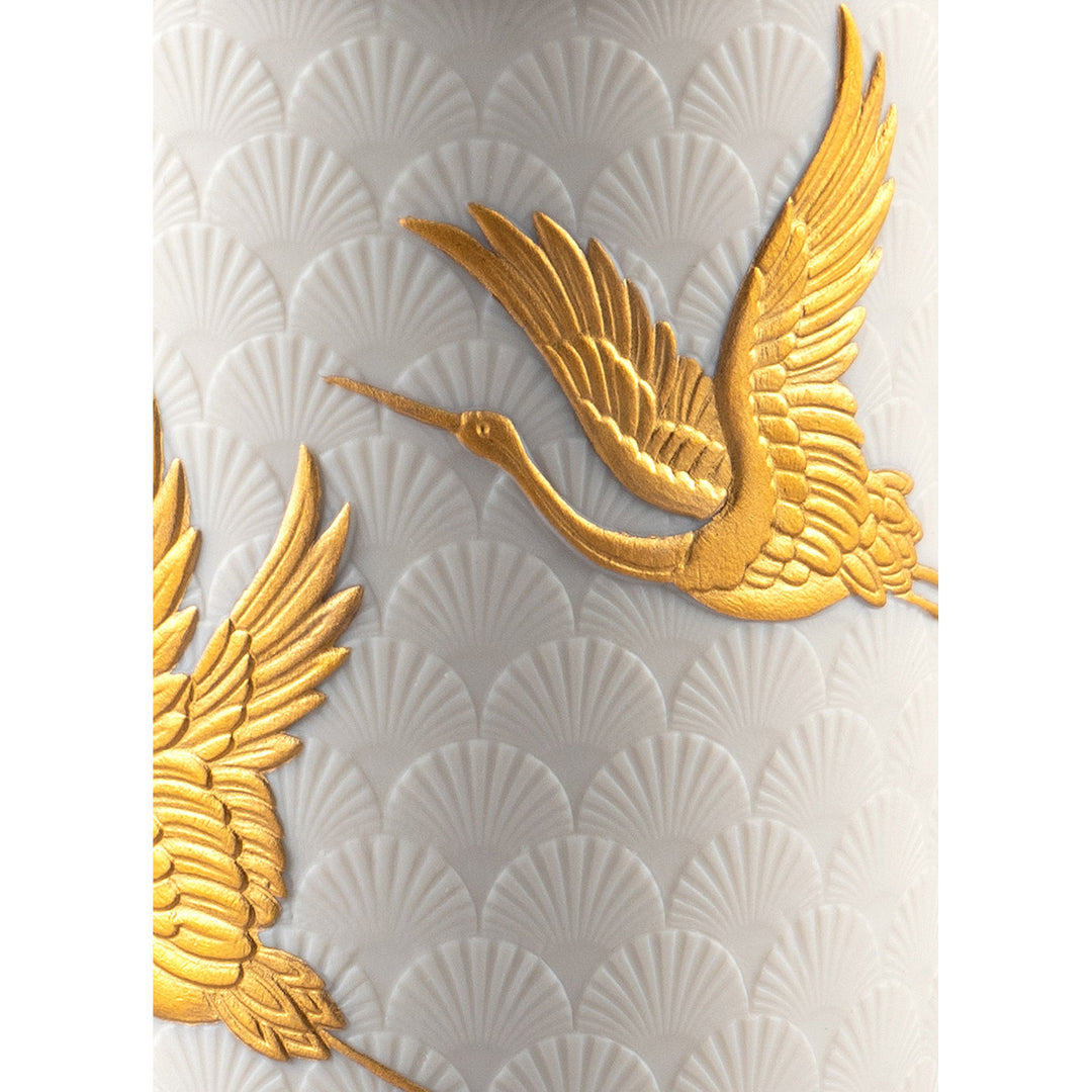 Image 6 Lladro Golden Cranes Candle. Redwood fire Scent - 01040213