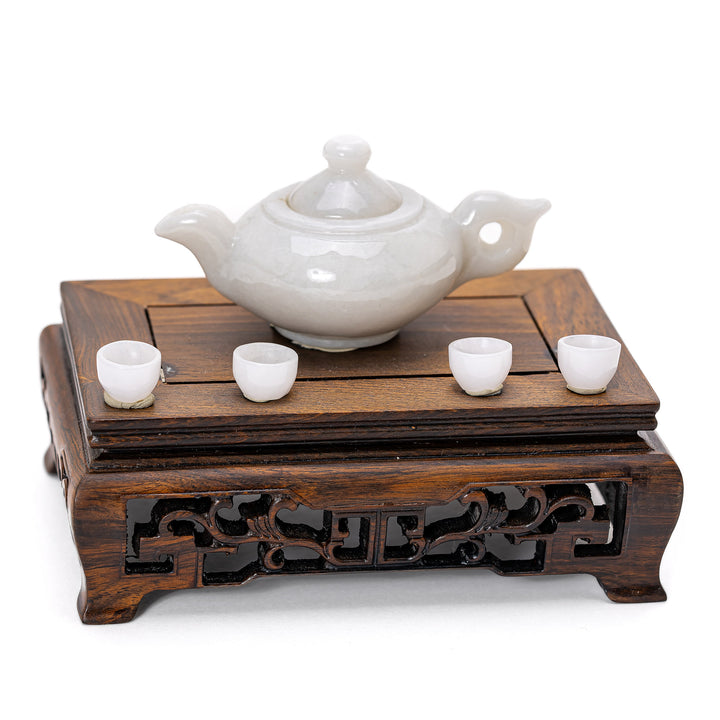 Serene tea set in finely polished jade