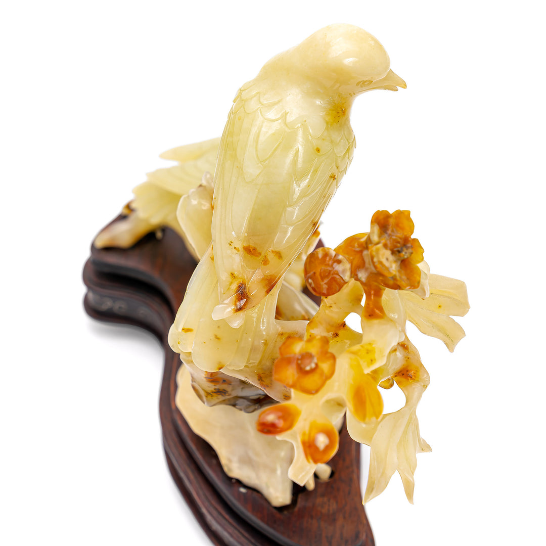Collectible bird carving in natural agate