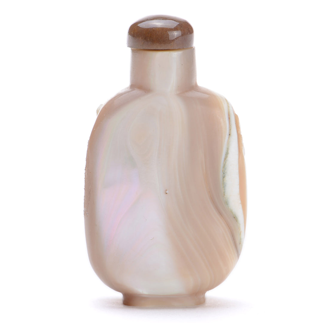Regis Galerie Snuff Bottles Collection. Snuff Bottle Mother of Pearl Image #3