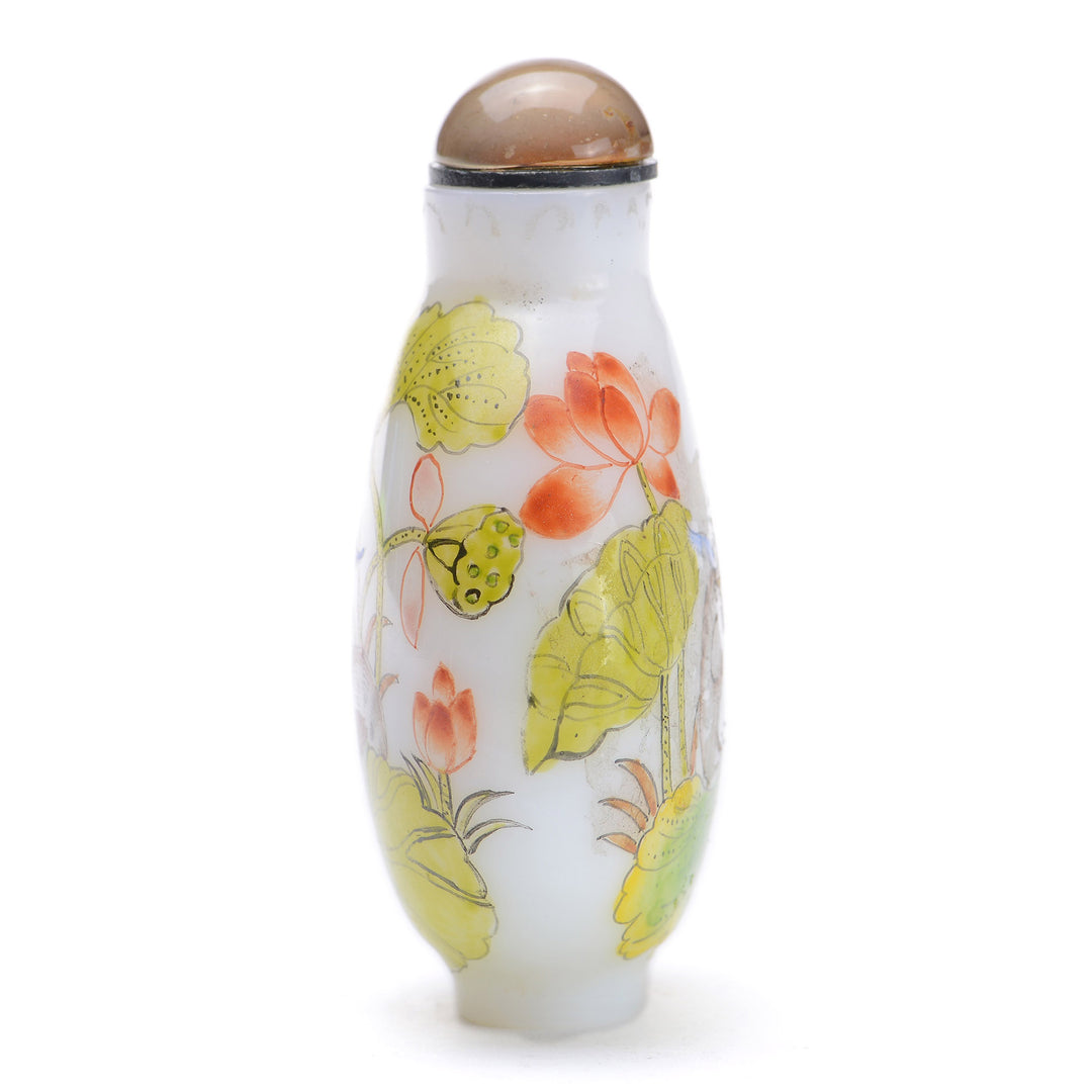 Elegant Artistry: Snuff Bottle with Delicate Floral & Bird Design