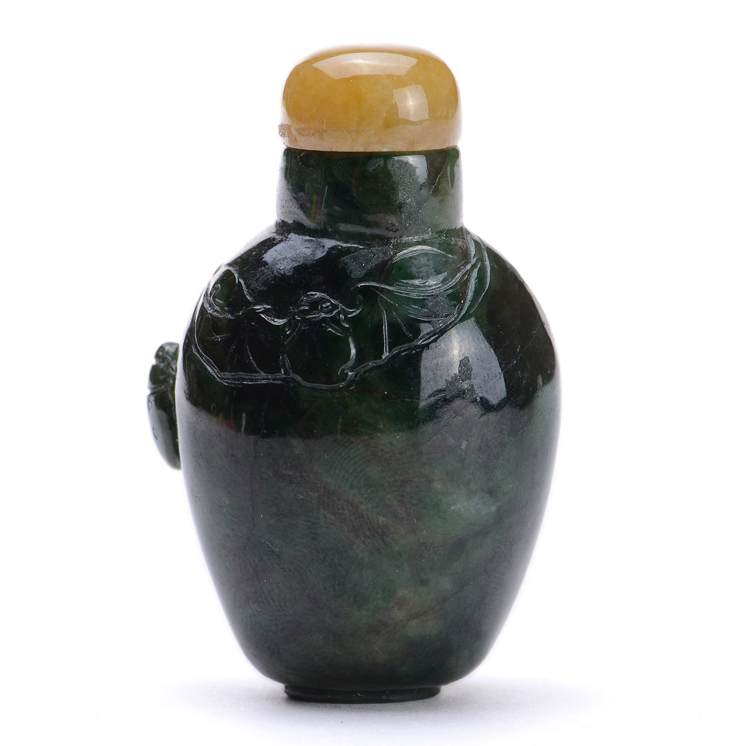 Regis Galerie Snuff Bottles Collection. Snuff Bottle Spinach Green Image #3