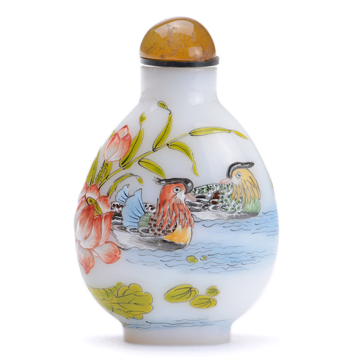 Regis Galerie Snuff Bottles Collection. Snuff Bottle Bird Motif Image #1