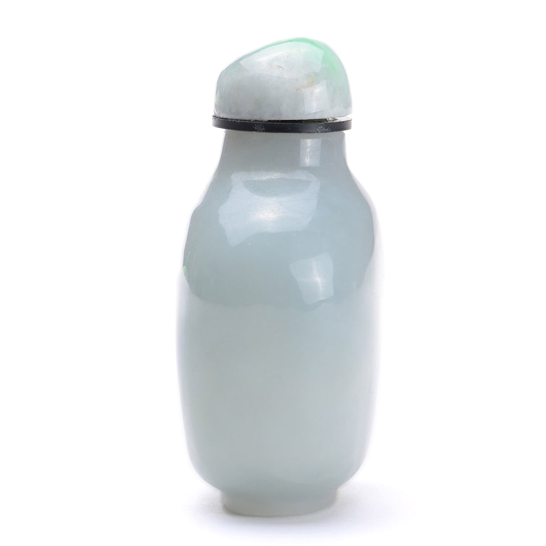 Regis Galerie Snuff Bottles Collection. Snuff Bottle - Polished Jade * Image #4