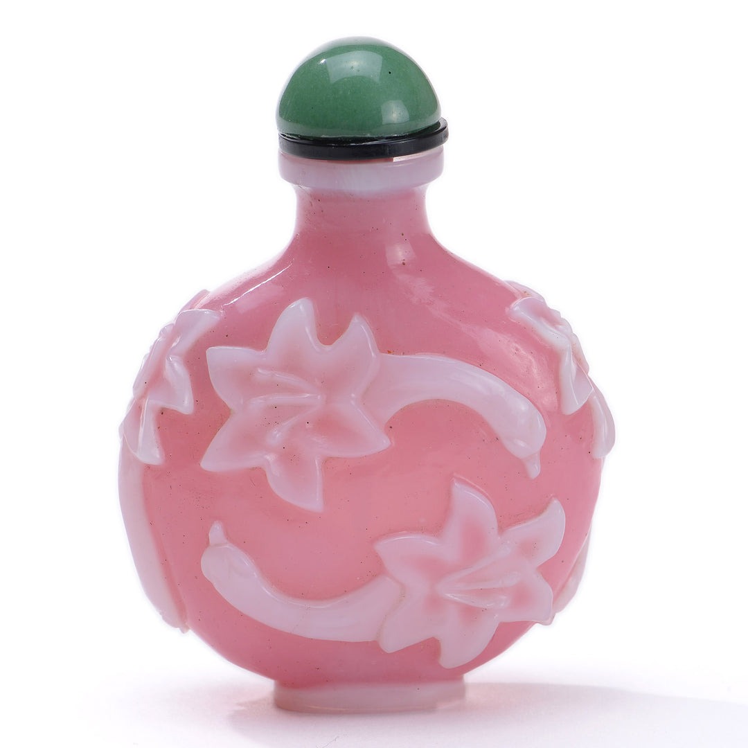 Regis Galerie Snuff Bottles Collection. Snuff Bottle 2-Tone Glass Image #1